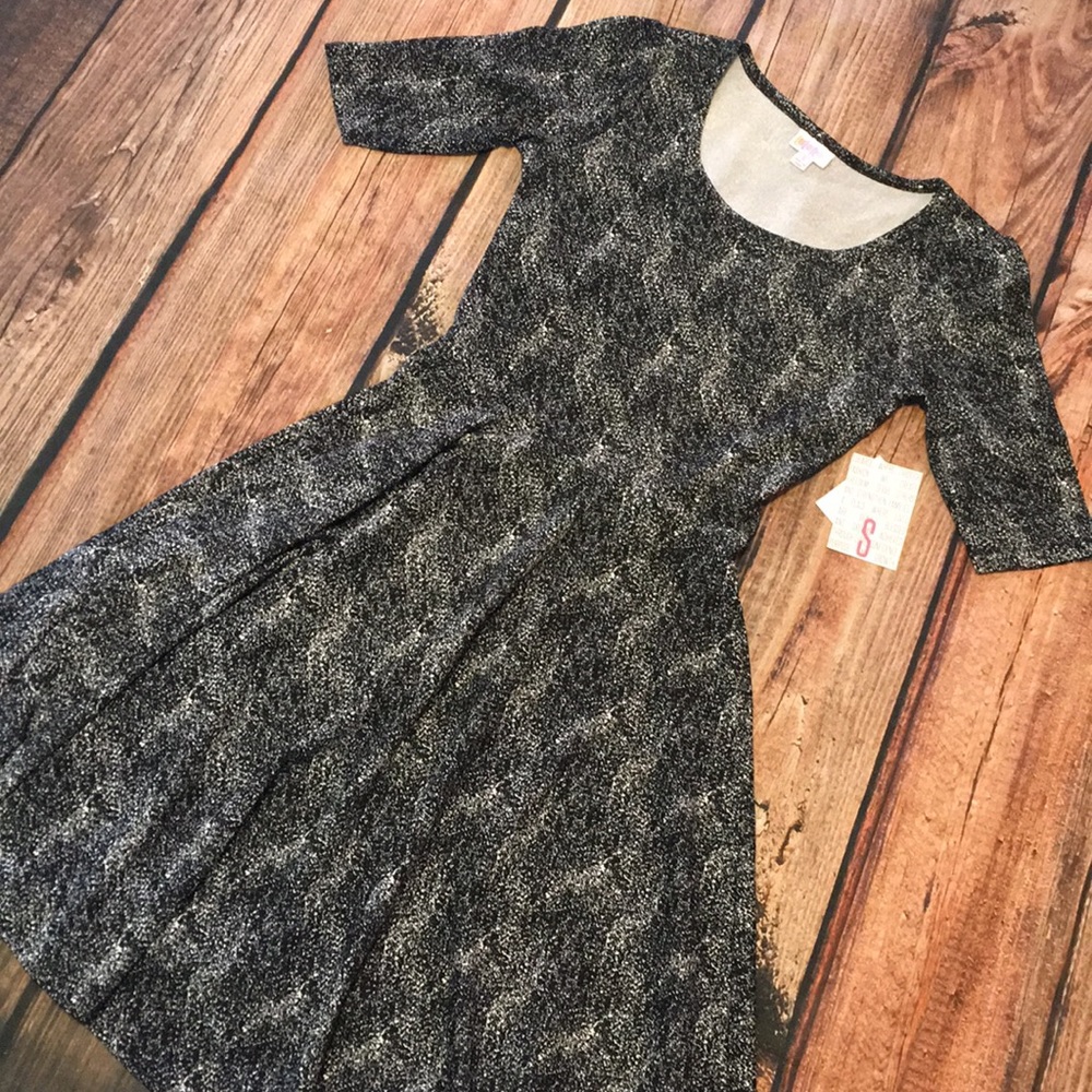 LuLaRoe Nicole, Size Small 🚫 Trades